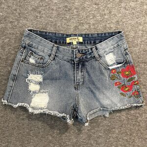 WAYAN | Raw Edge Denim Jean Shorts Floral Embroidery L/G Waist 27 Daisy Dukes
